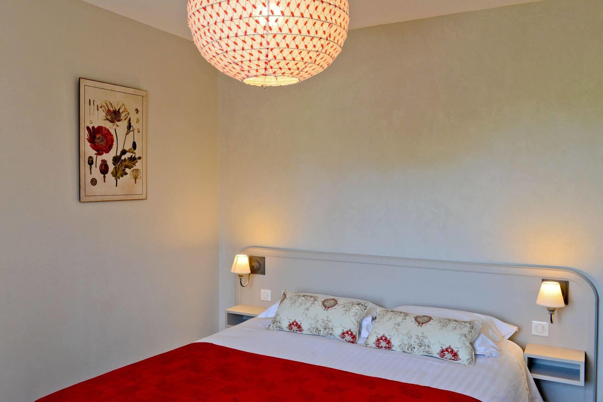 Hotel Les Bains De Secours Sévignacq-Meyracq Kültér fotó
